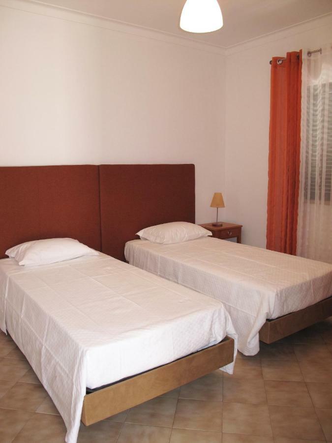 Apartamentos Pinto Quarteira Exterior foto
